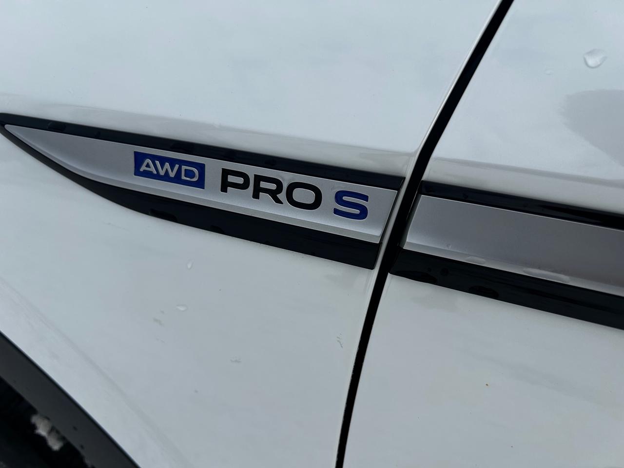 2025 Volkswagen ID.4 Pro S 4dr All-Wheel Drive Photo