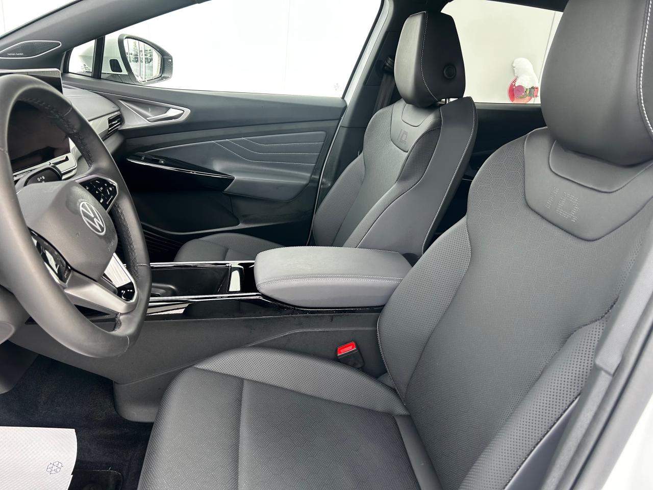 2025 Volkswagen ID.4 Pro S 4dr All-Wheel Drive Photo