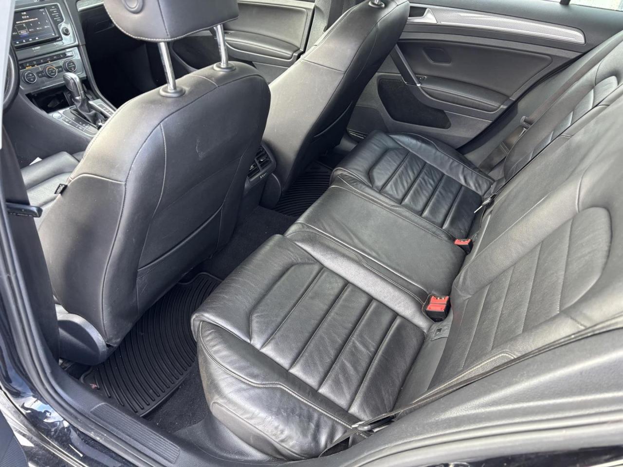 2017 Volkswagen Golf Alltrack 1.8 TSI 4dr All-Wheel Drive 4MOTION Photo