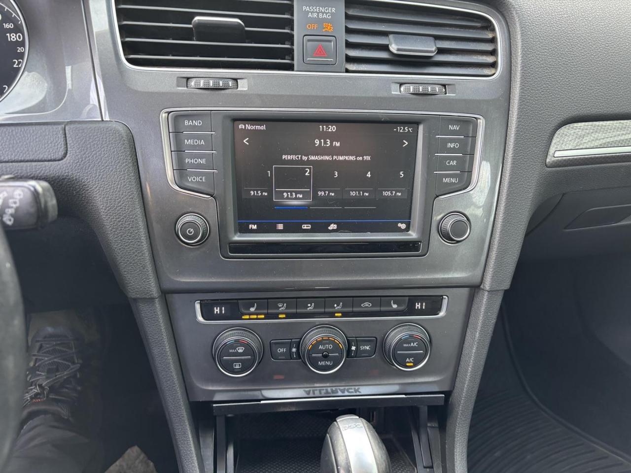 2017 Volkswagen Golf Alltrack 1.8 TSI 4dr All-Wheel Drive 4MOTION Photo