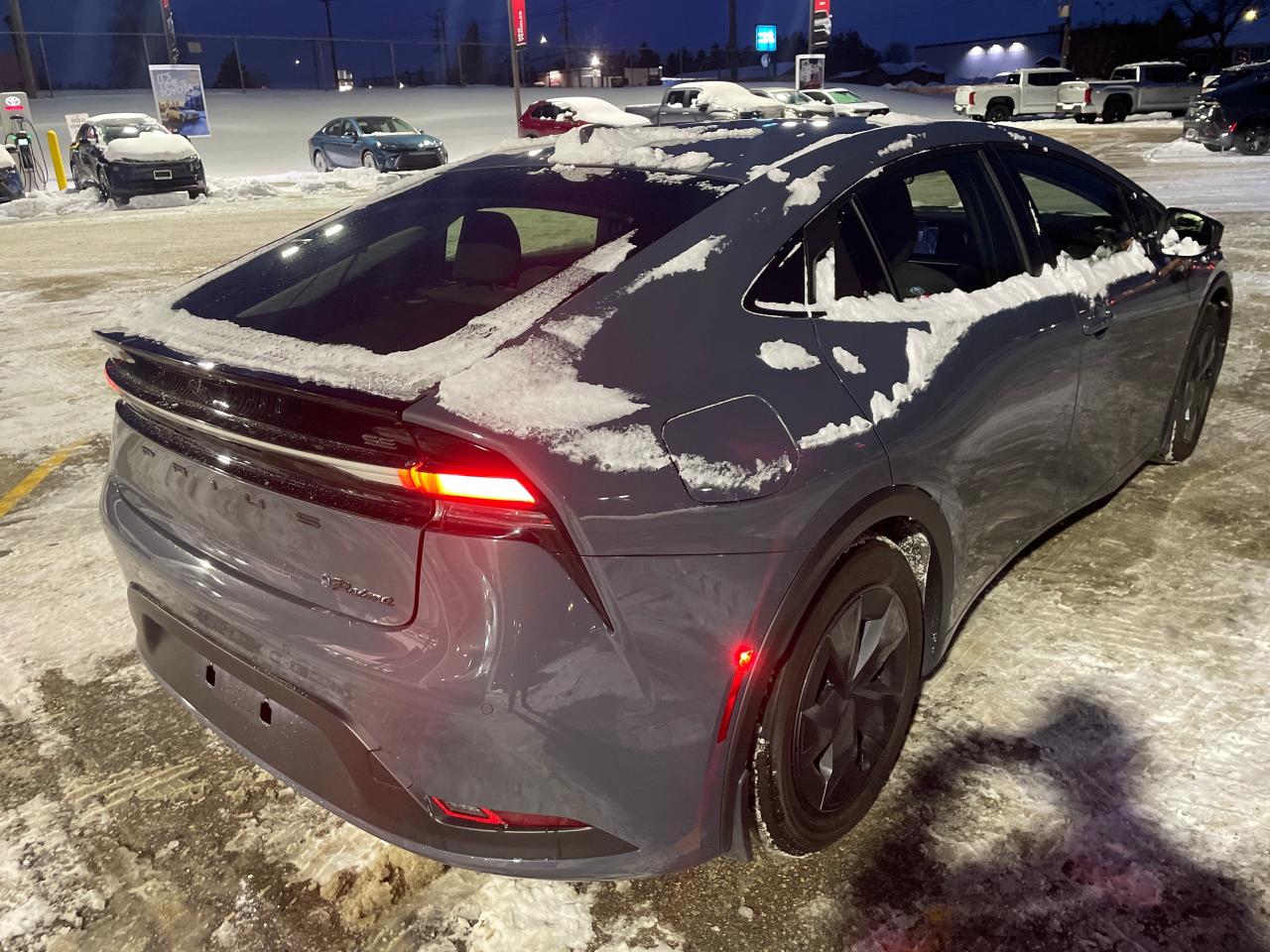 2024 Toyota Prius Prime SE 5dr Hatchback Photo