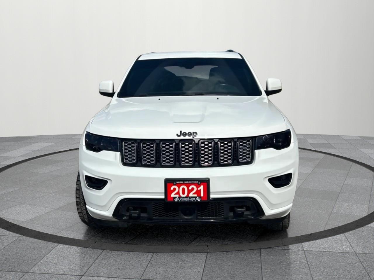 2021 Jeep Grand Cherokee Laredo 4dr 4x4 Photo