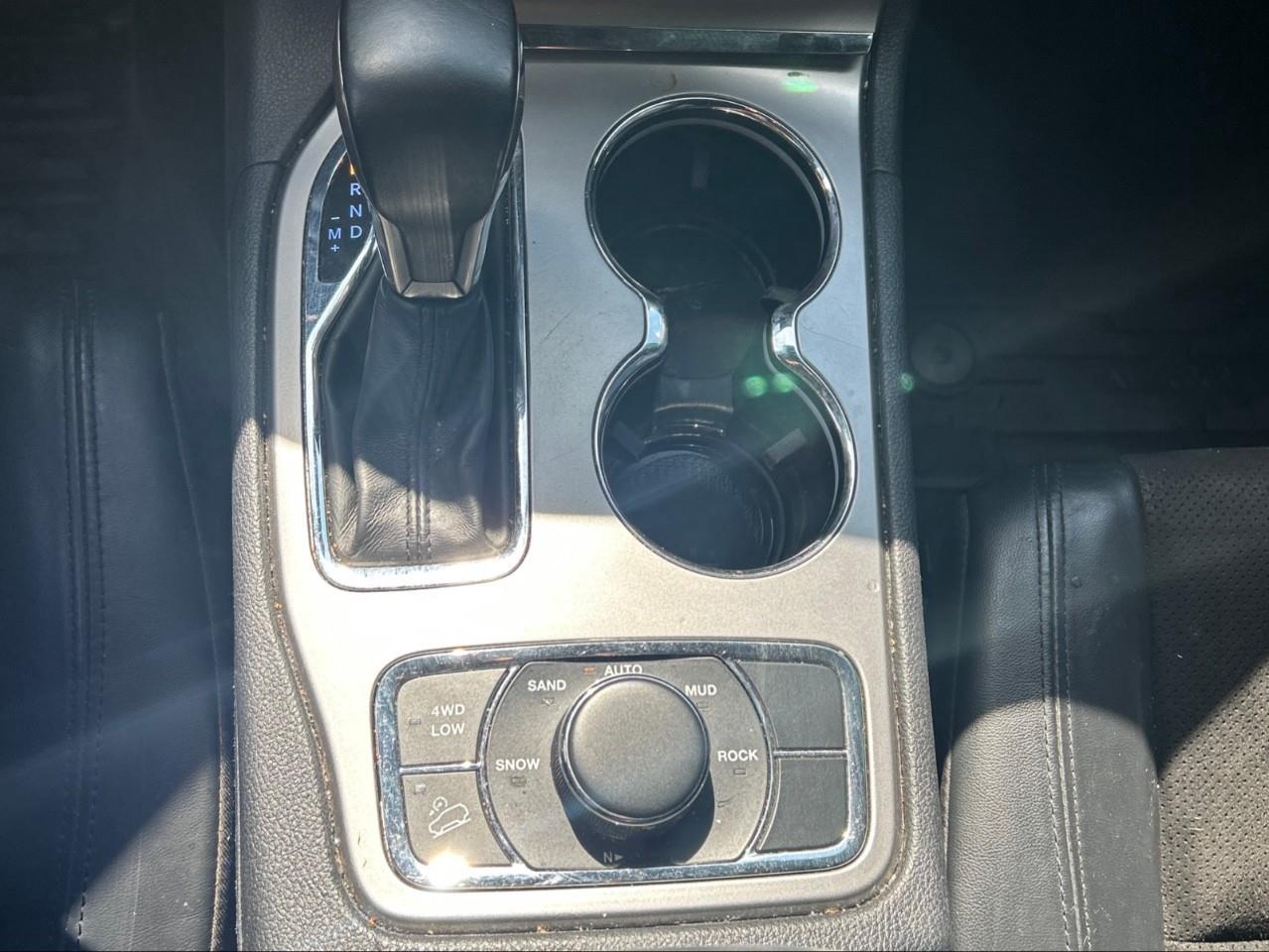 2021 Jeep Grand Cherokee Laredo 4dr 4x4 Photo