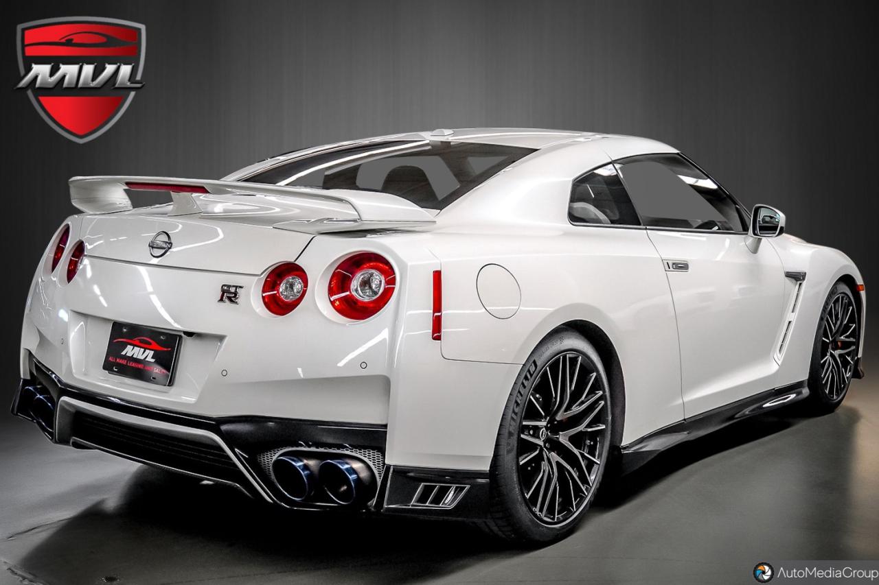 2021 Nissan GT-R Premium 2dr All-wheel Drive Coupe Photo