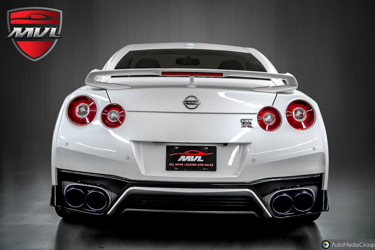 2021 Nissan GT-R Premium 2dr All-wheel Drive Coupe Photo