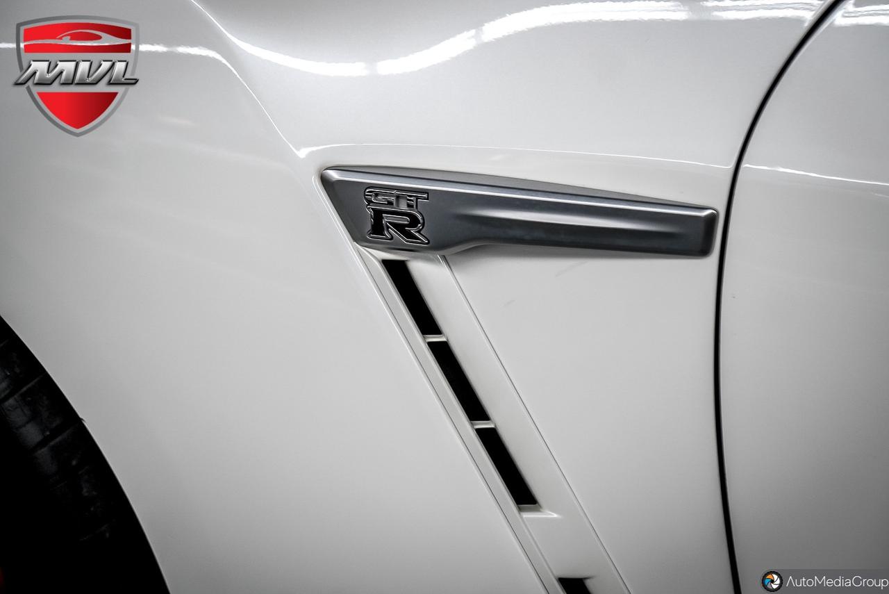 2021 Nissan GT-R Premium 2dr All-wheel Drive Coupe Photo