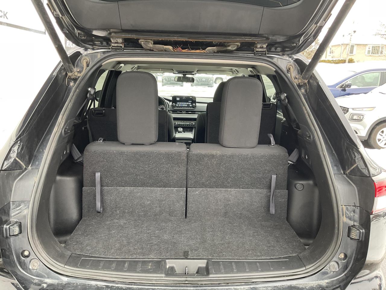 2023 Mitsubishi Outlander  Photo