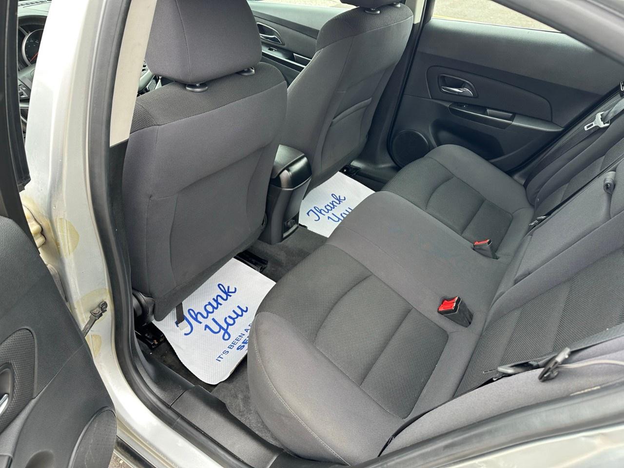 2014 Chevrolet Cruze 4dr Sdn 1LT Photo