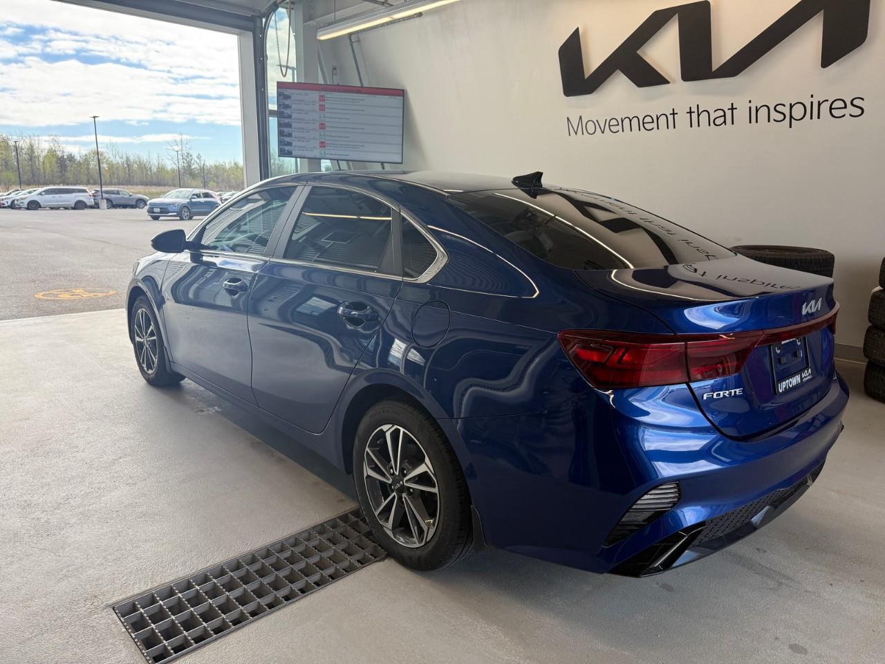 2023 Kia Forte EX 4dr Sedan Photo