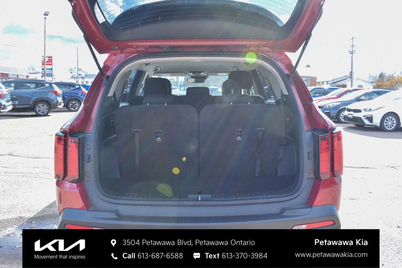 2022 Kia Sorento 2.5L LX+ 4dr All-Wheel Drive Photo