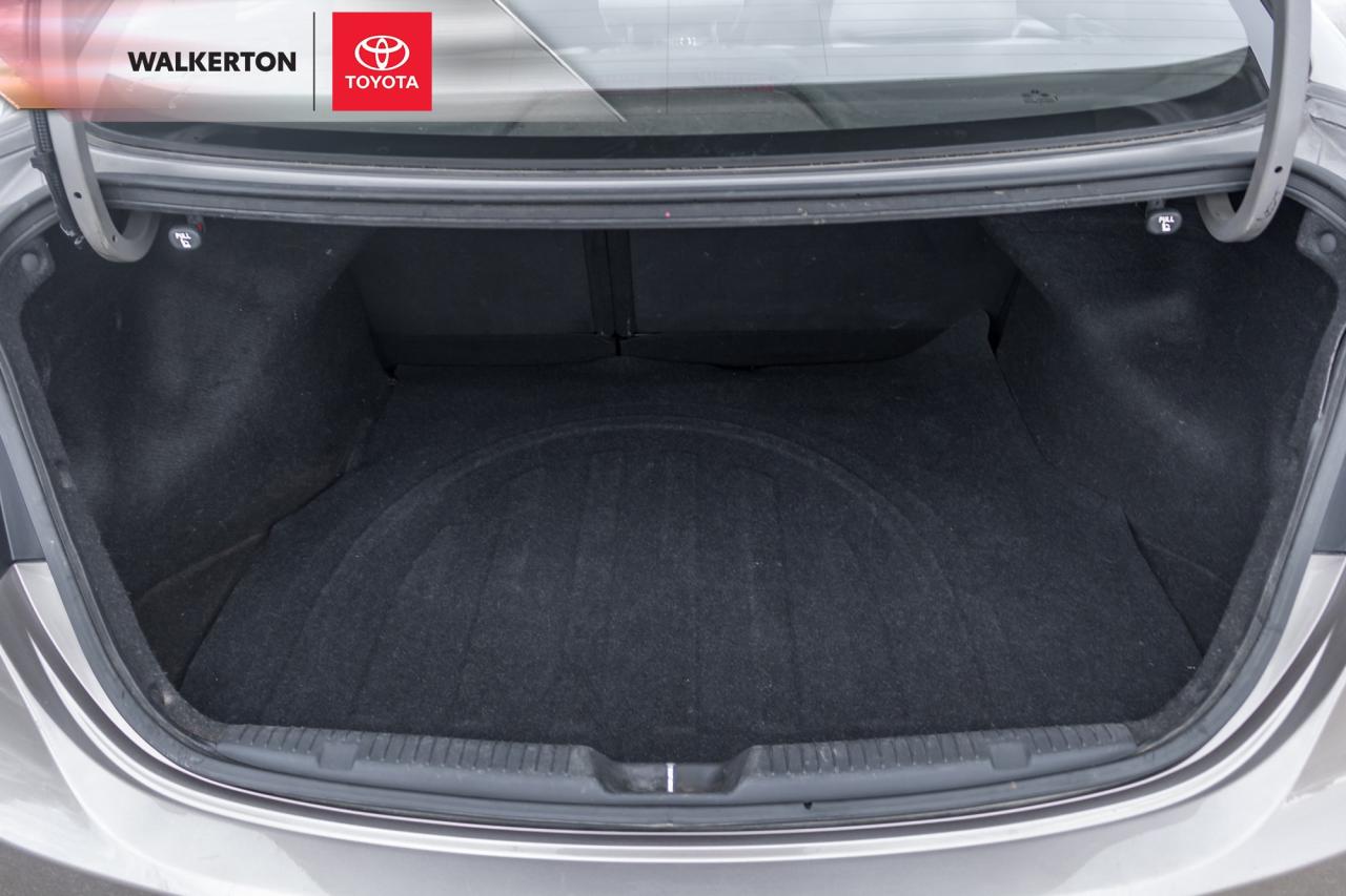 2013 Hyundai Elantra L (M6) 4dr Sedan Photo