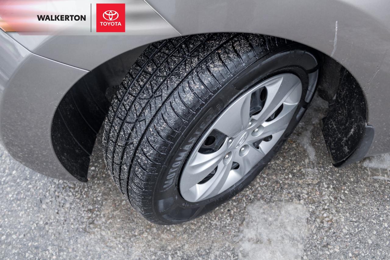 2013 Hyundai Elantra L (M6) 4dr Sedan Photo