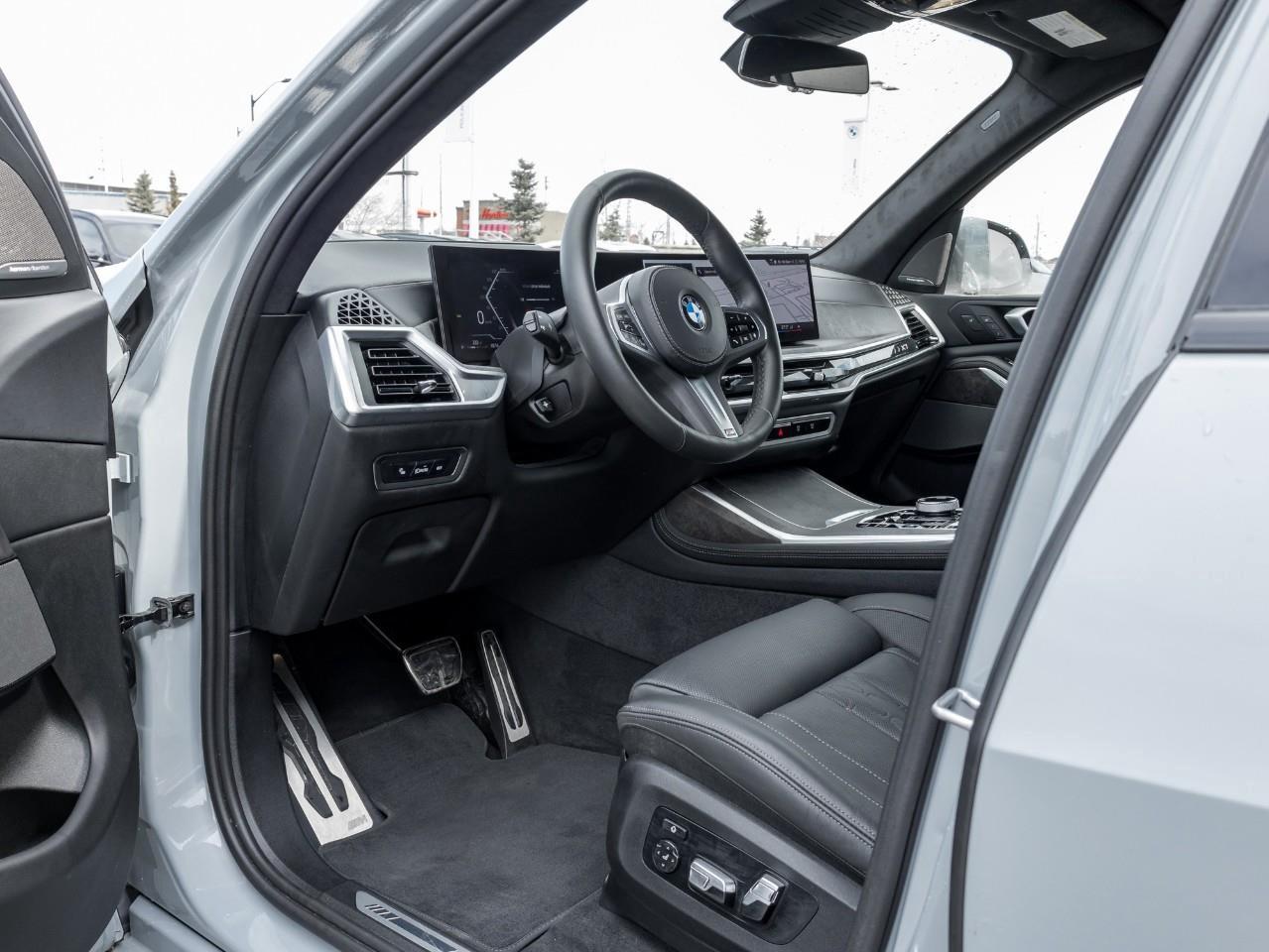 2024 BMW X7 xDrive40i 4dr All-Wheel Drive Sports Activity Vehicle Photo