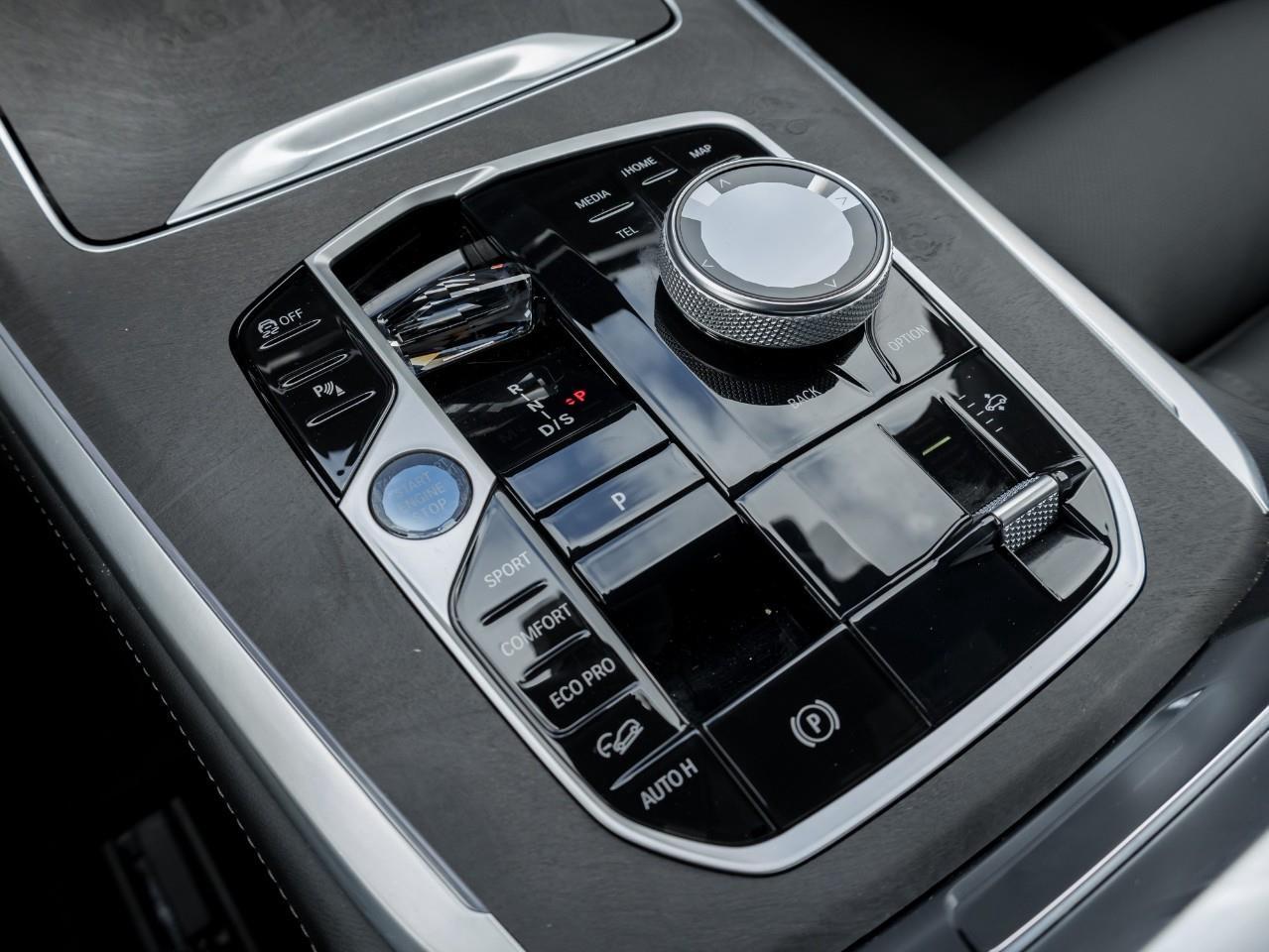 2024 BMW X7 xDrive40i 4dr All-Wheel Drive Sports Activity Vehicle Photo