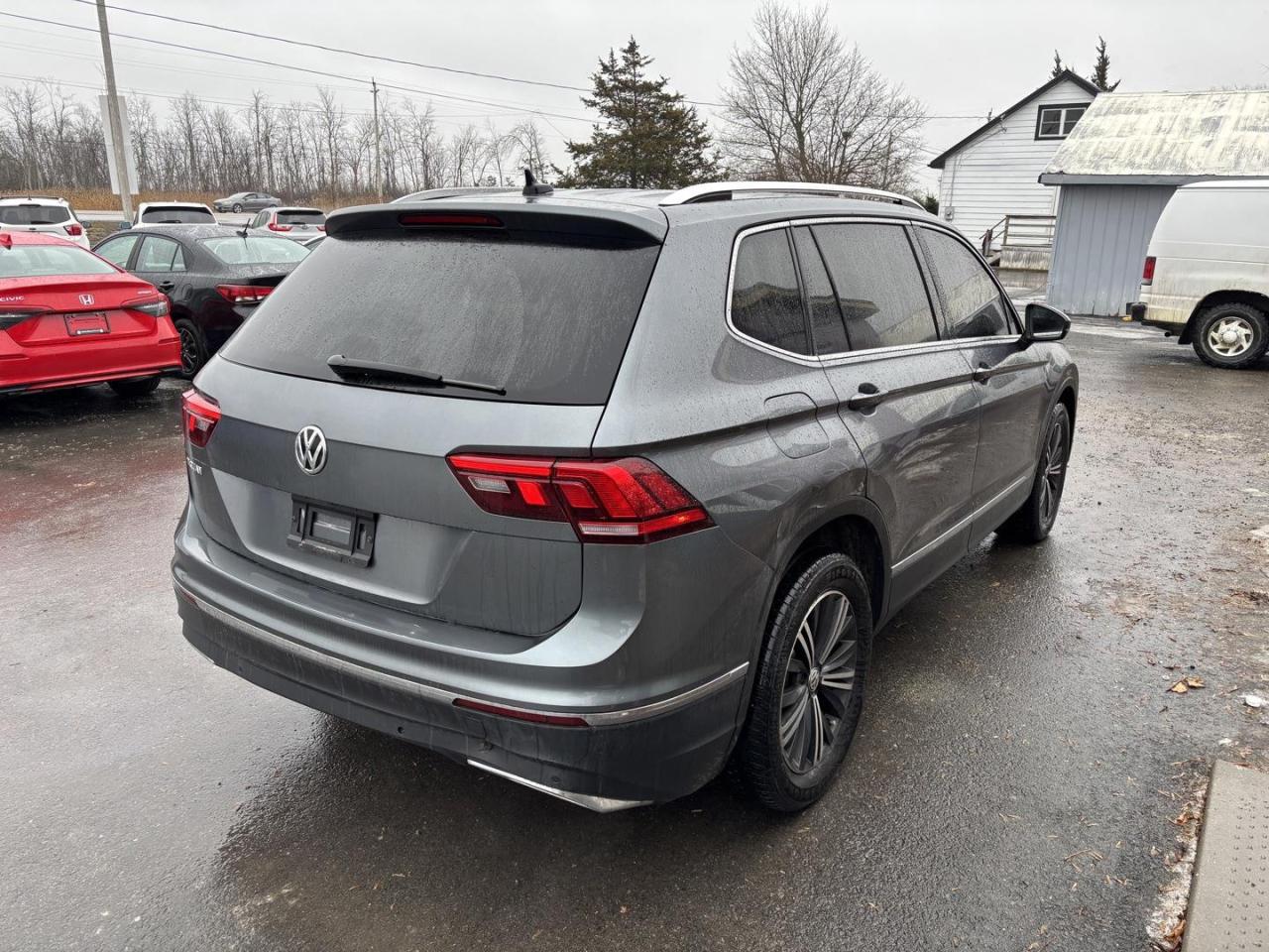 2019 Volkswagen Tiguan Highline 4dr All-wheel Drive 4MOTION Photo