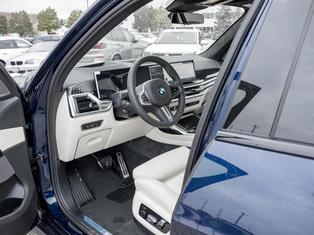 2026 BMW X7 xDrive40i 4dr All-Wheel Drive Sports Activity Vehicle Photo