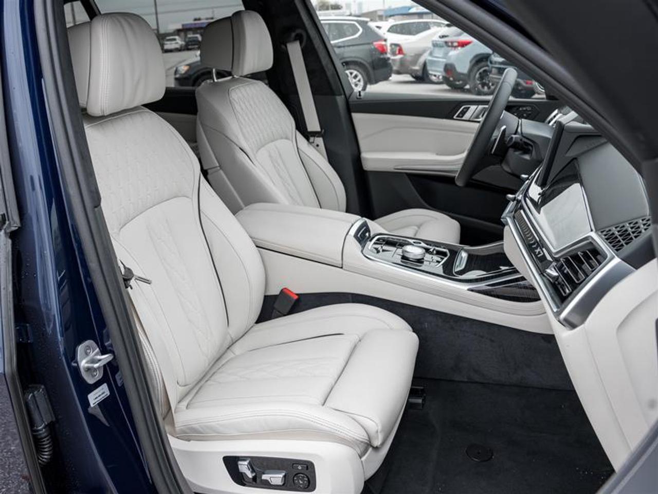 2026 BMW X7 xDrive40i 4dr All-Wheel Drive Sports Activity Vehicle Photo