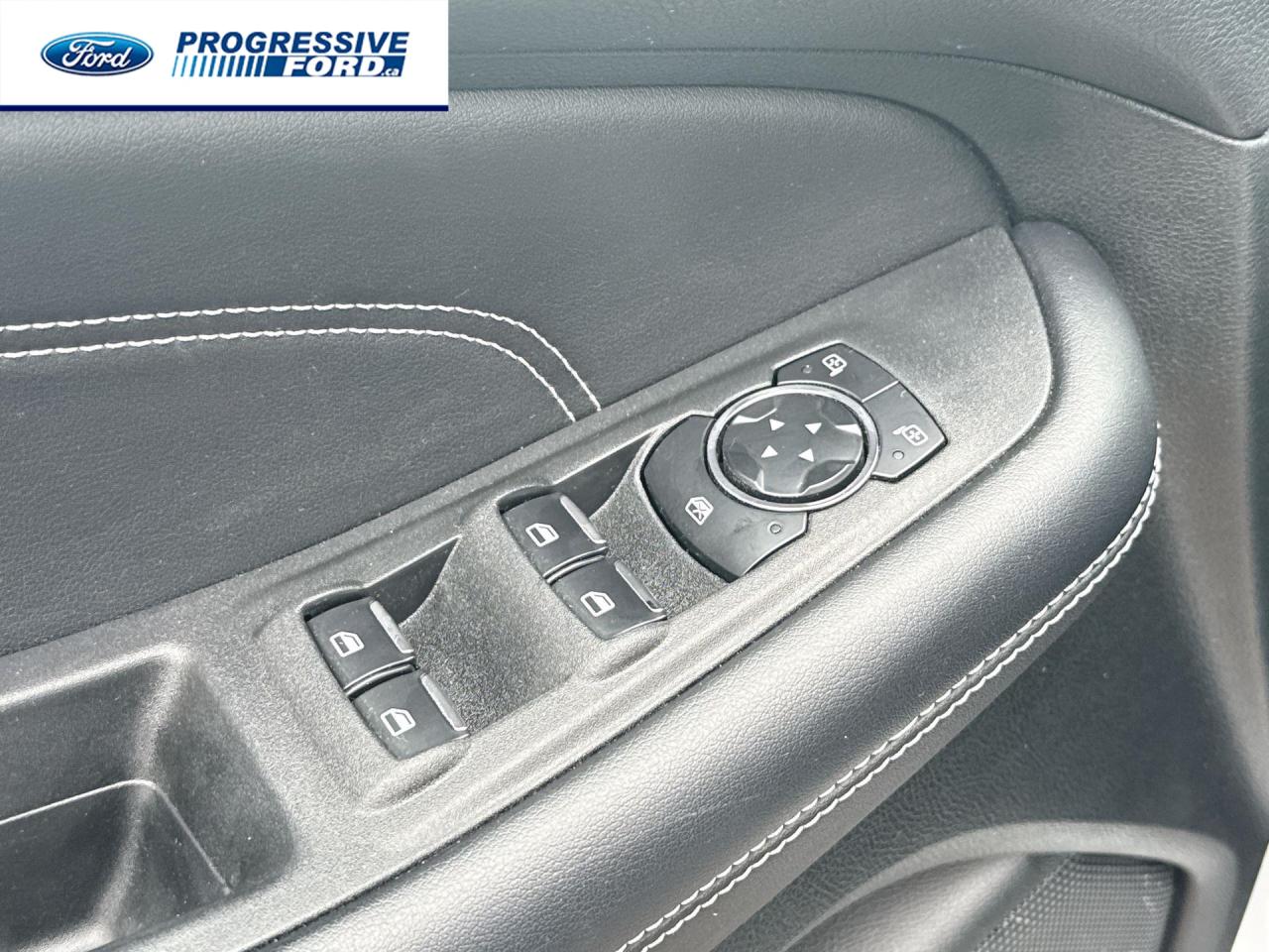 2023 Ford Edge TITANIUM 4DR ALL-WHEEL DRIVE Photo