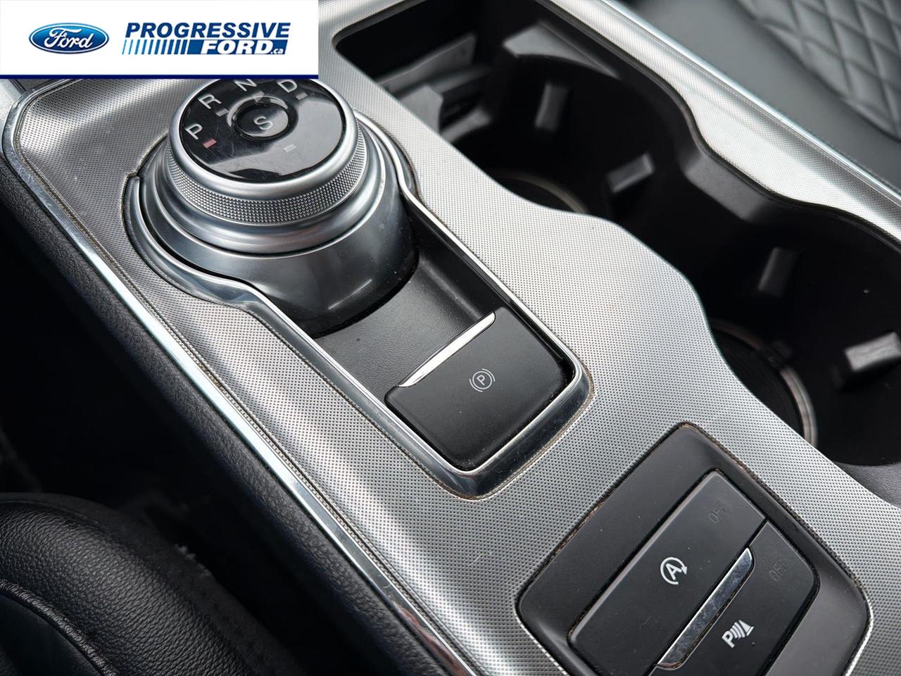 2023 Ford Edge TITANIUM 4DR ALL-WHEEL DRIVE Photo