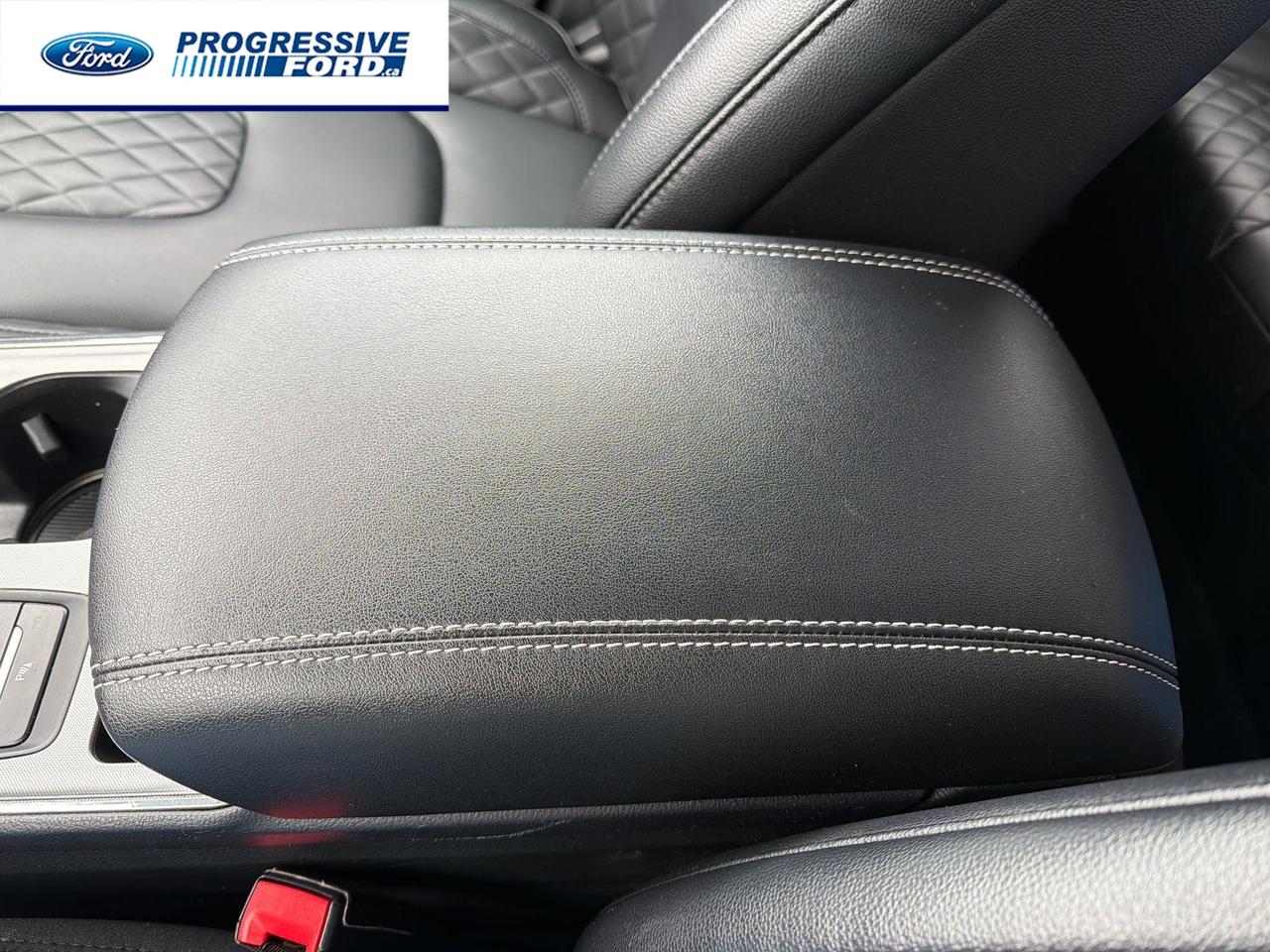 2023 Ford Edge TITANIUM 4DR ALL-WHEEL DRIVE Photo