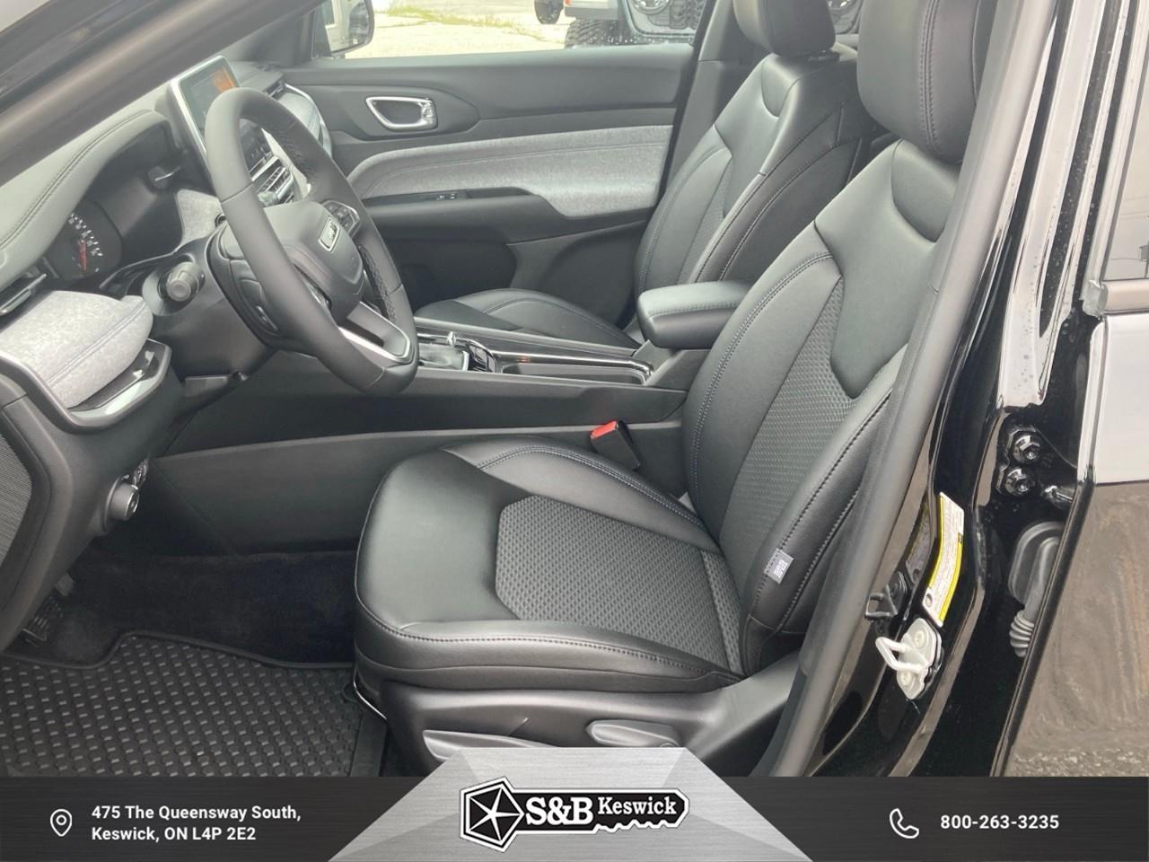 2025 Jeep Compass North 4dr 4x4 Photo