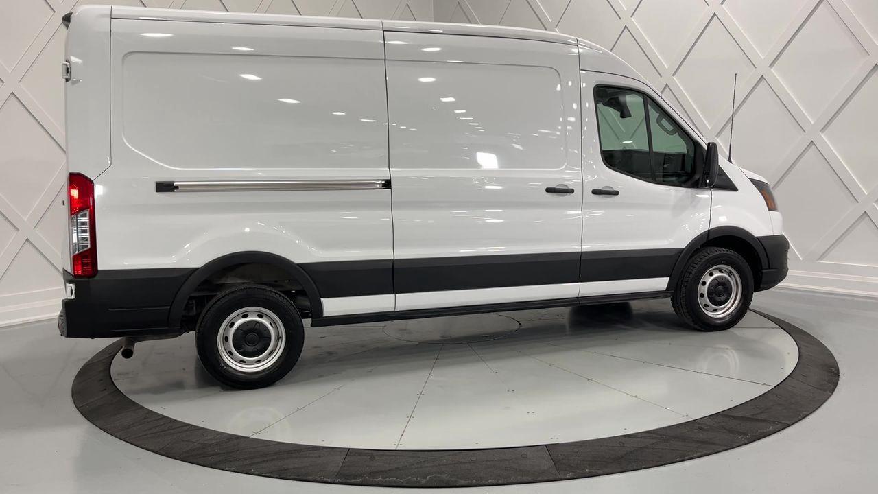 2022 Ford Transit  Photo