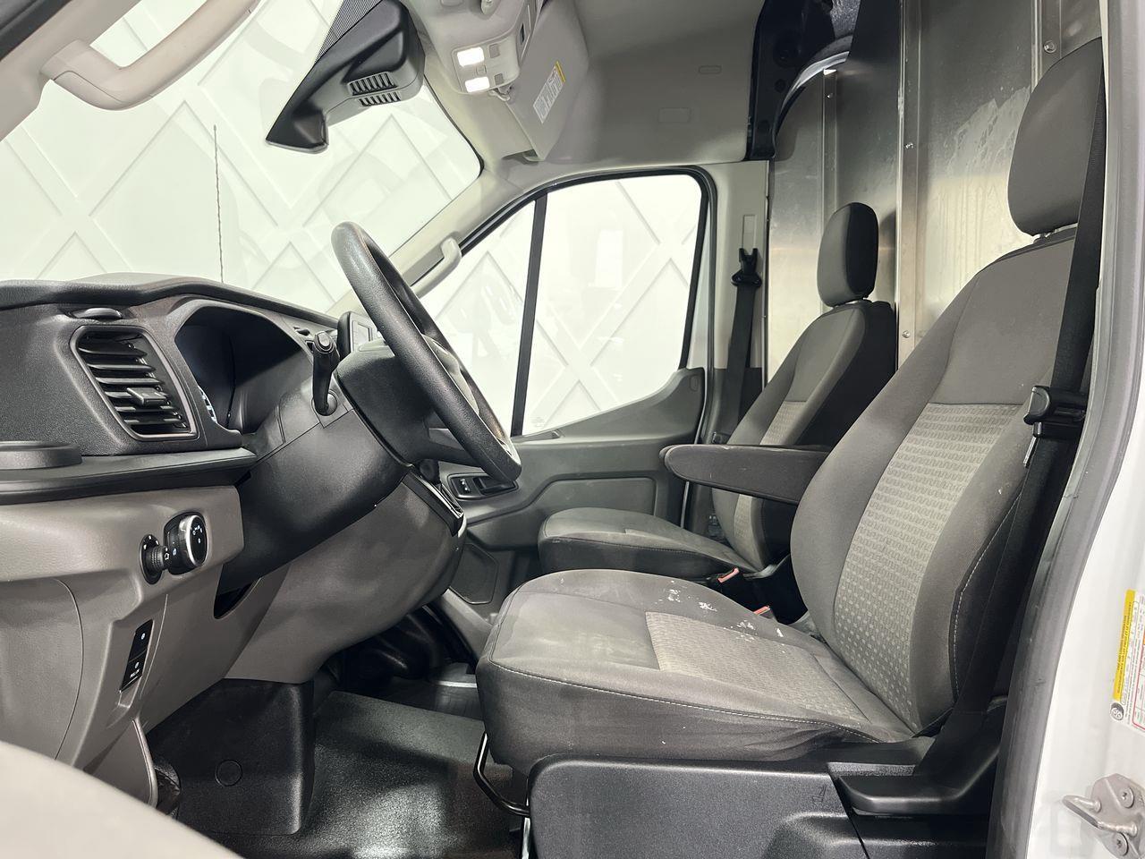 2022 Ford Transit  Photo
