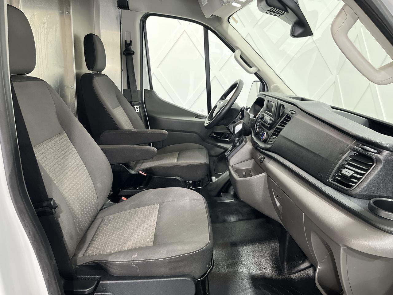 2022 Ford Transit  Photo