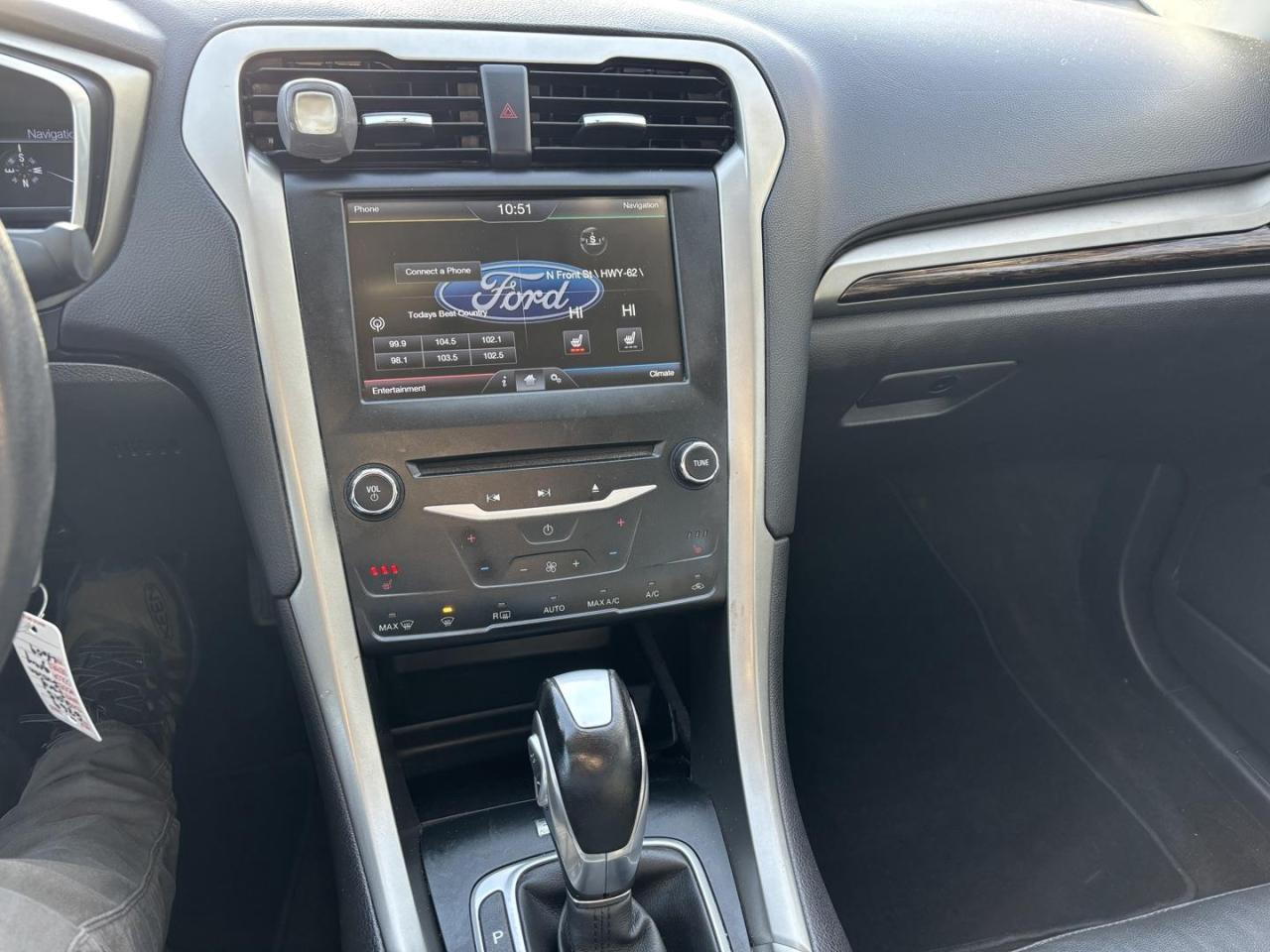 2015 Ford Fusion SE 4dr Front-wheel Drive Sedan Photo