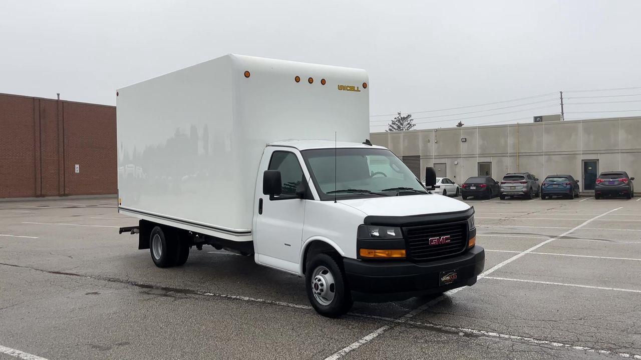 2021 GMC Savana Van  Photo2