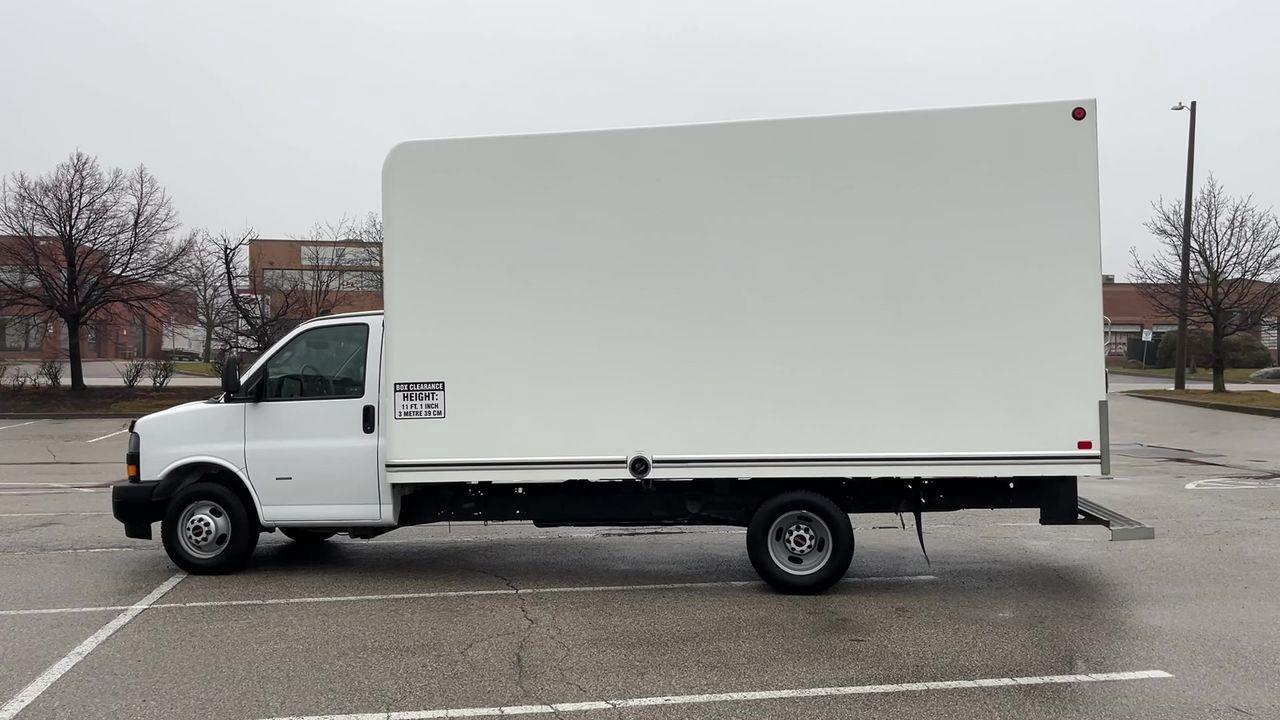 2021 GMC Savana Van  Photo