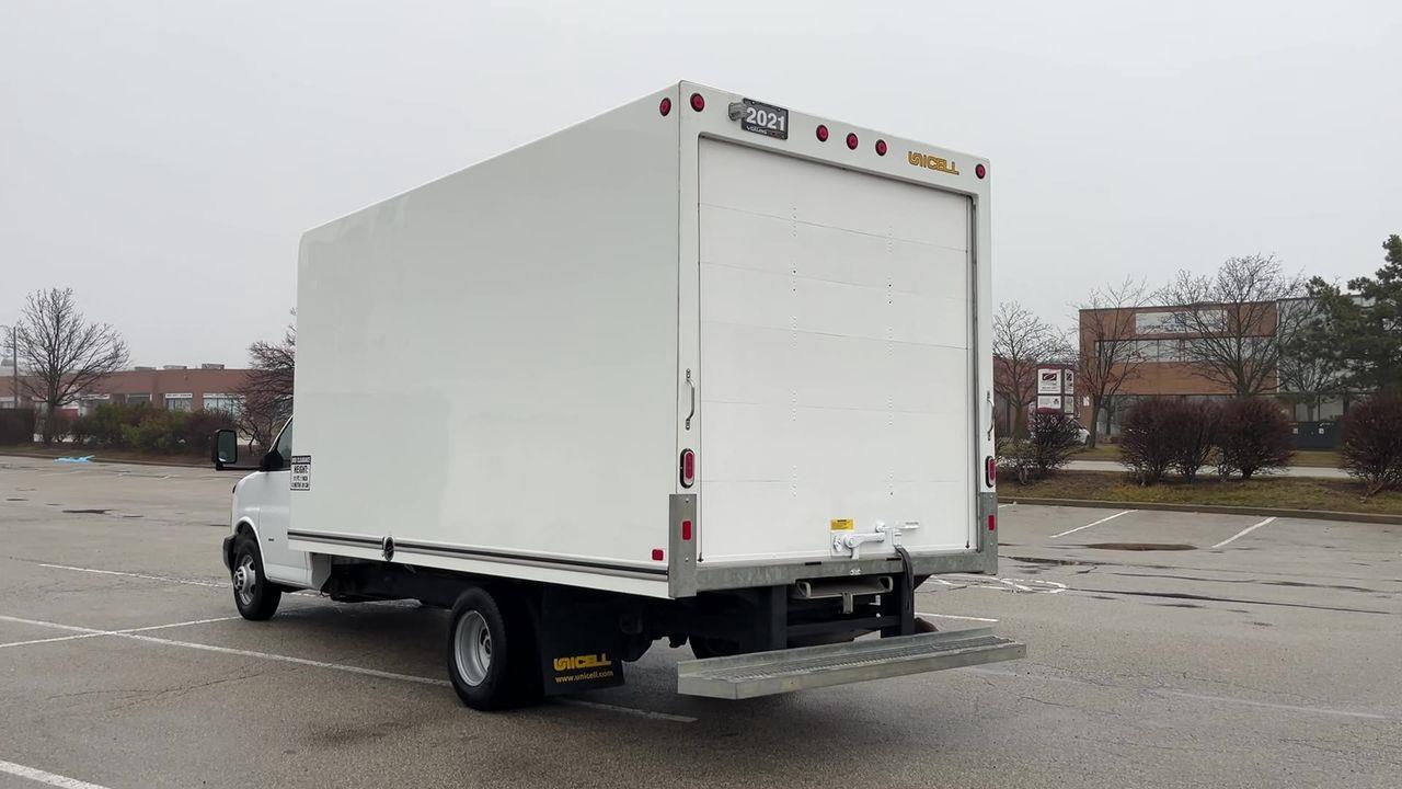 2021 GMC Savana Van  Photo