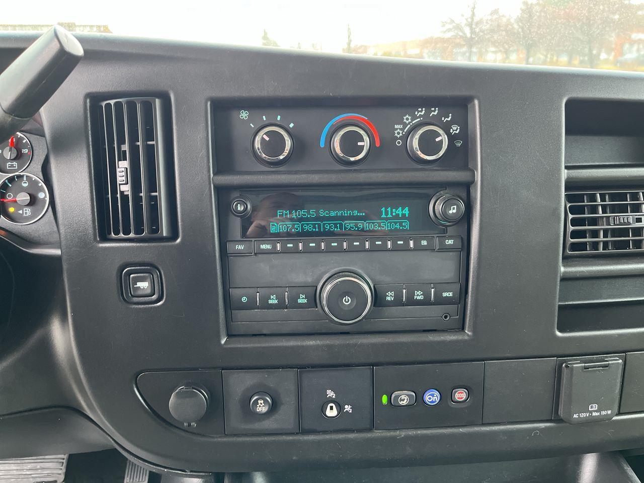 2021 GMC Savana Van  Photo