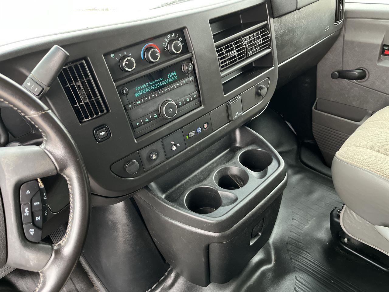 2021 GMC Savana Van  Photo