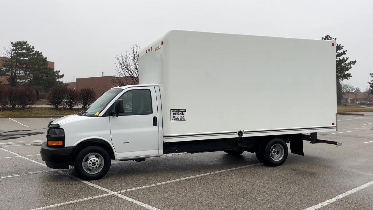 2021 GMC Savana Van  Photo