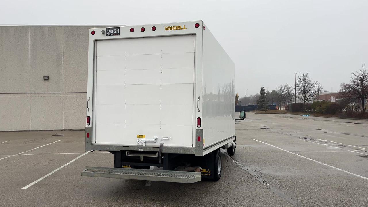 2021 GMC Savana Van  Photo