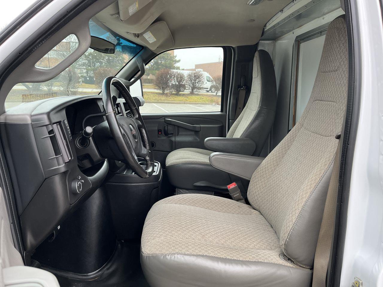 2021 GMC Savana Van  Photo