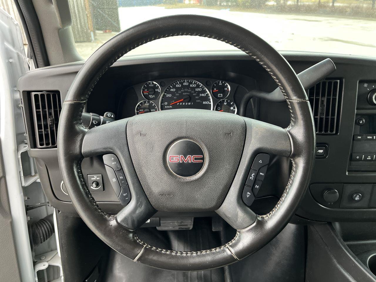 2021 GMC Savana Van  Photo