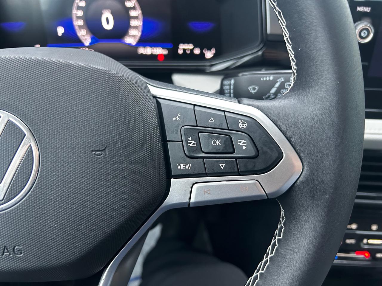 2026 Volkswagen Taos Trendline 4dr All-Wheel Drive 4MOTION Photo