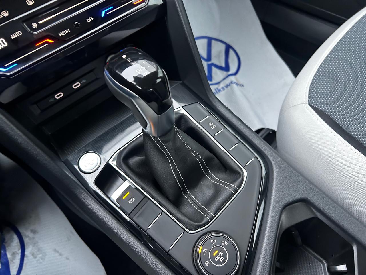 2026 Volkswagen Taos Trendline 4dr All-Wheel Drive 4MOTION Photo