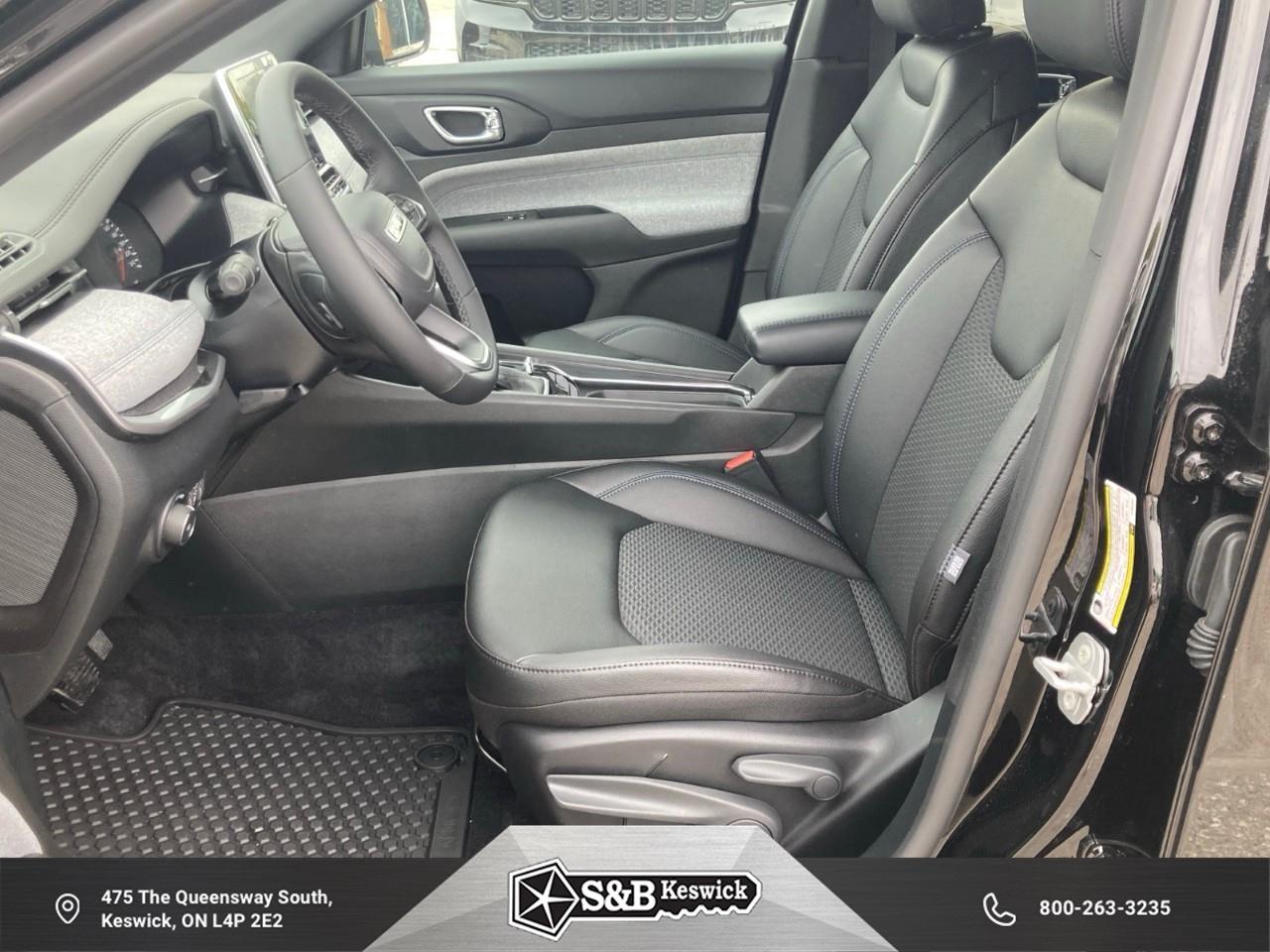 2025 Jeep Compass North 4dr 4x4 Photo