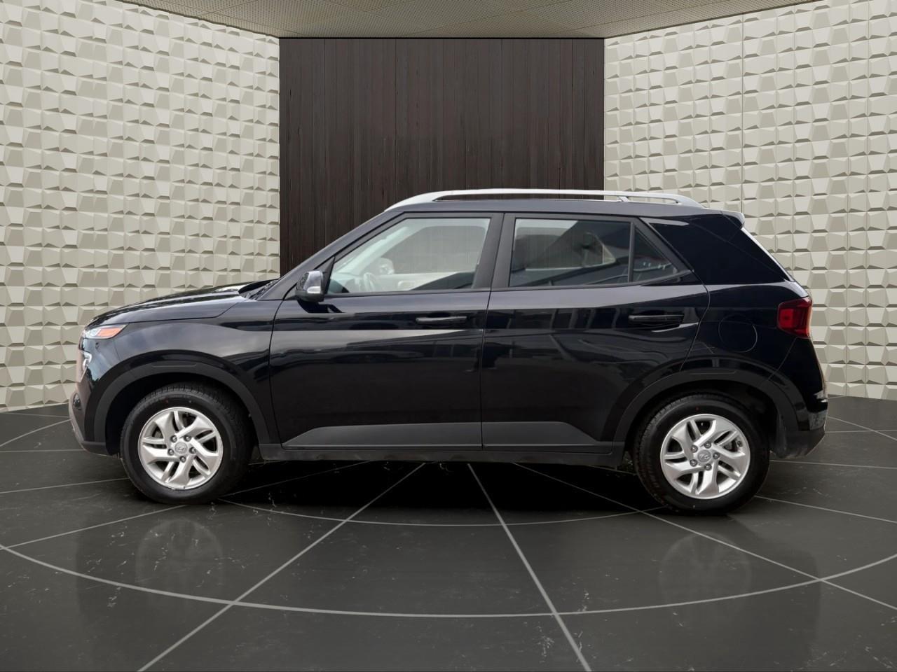 2022 Hyundai Venue  Photo