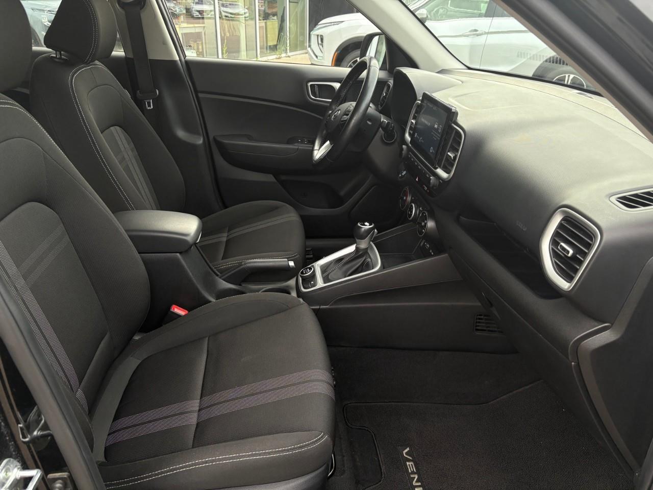 2022 Hyundai Venue  Photo