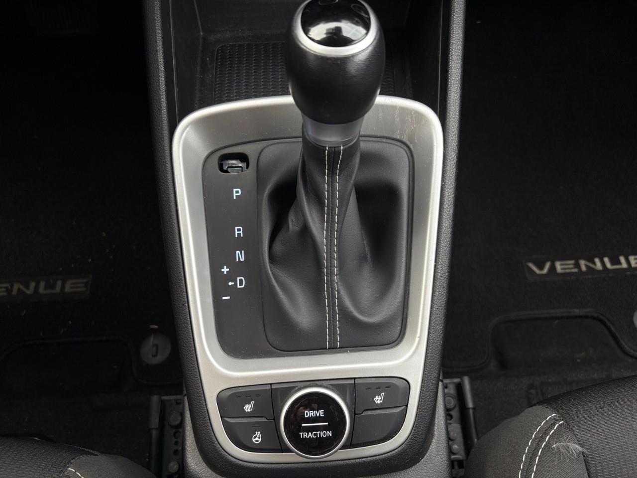 2022 Hyundai Venue  Photo