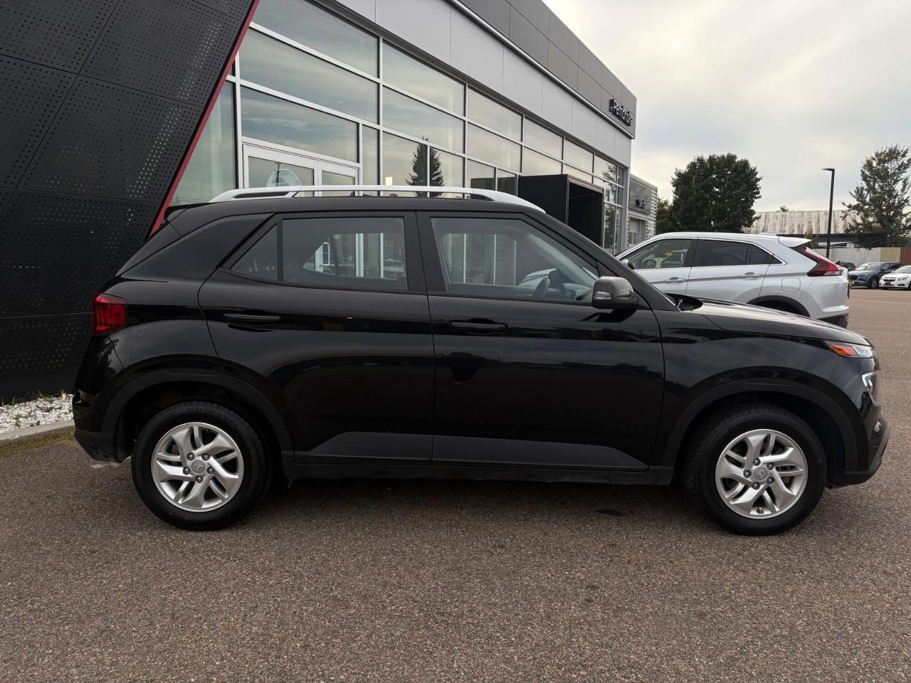 2022 Hyundai Venue  Photo