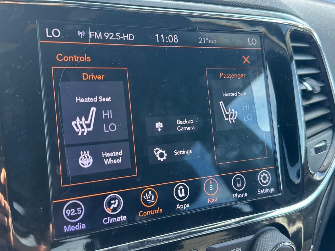 2020 Jeep Grand Cherokee Laredo 4dr 4x4 Photo