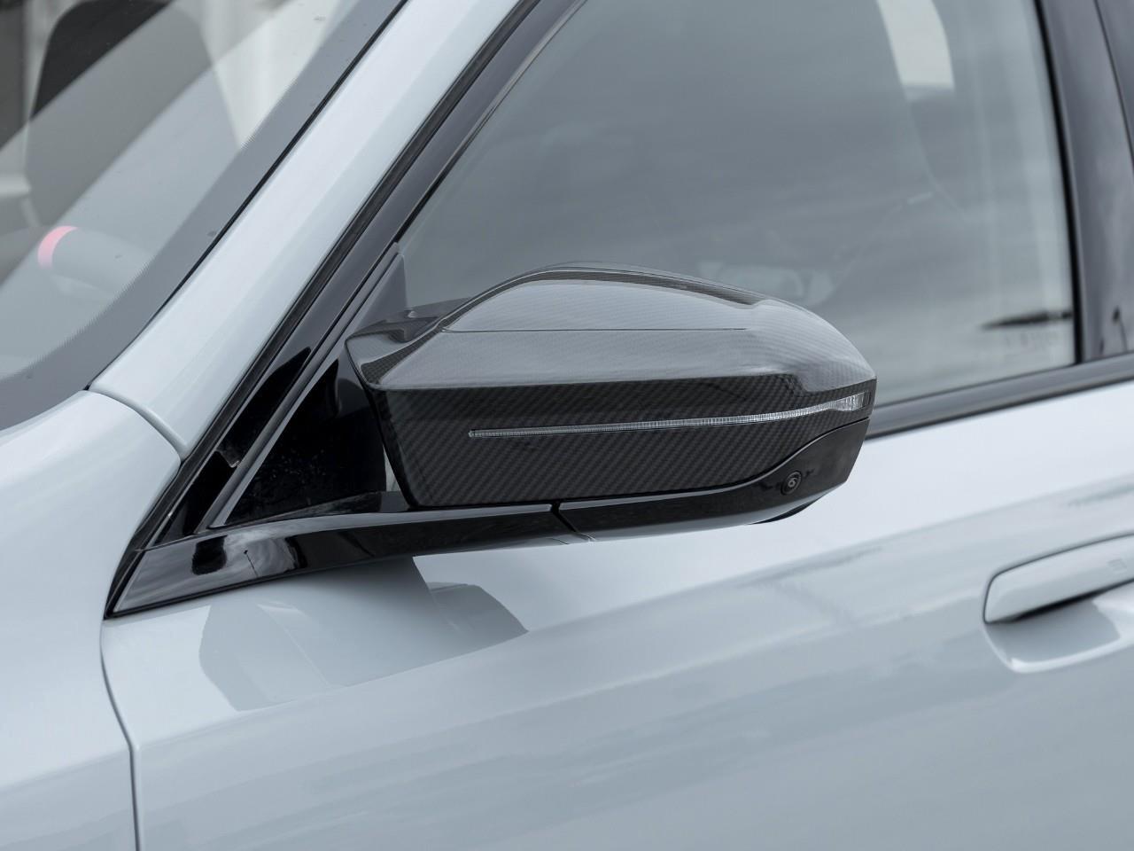 2025 BMW M5 Base 4dr All-Wheel Drive Sedan Photo2