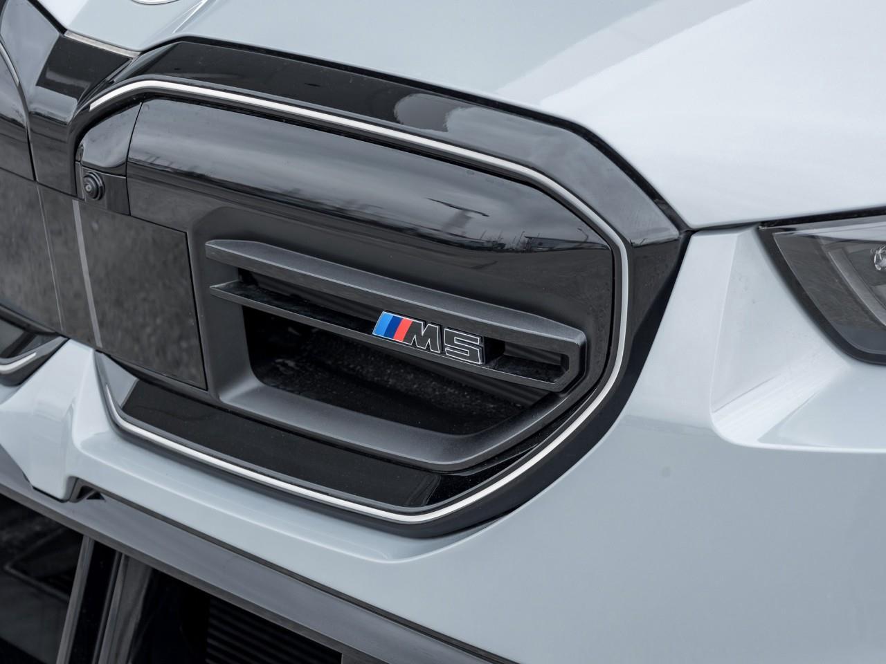 2025 BMW M5 Base 4dr All-Wheel Drive Sedan Photo