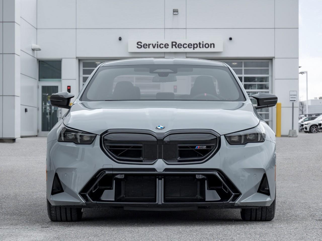 2025 BMW M5 Base 4dr All-Wheel Drive Sedan Photo4