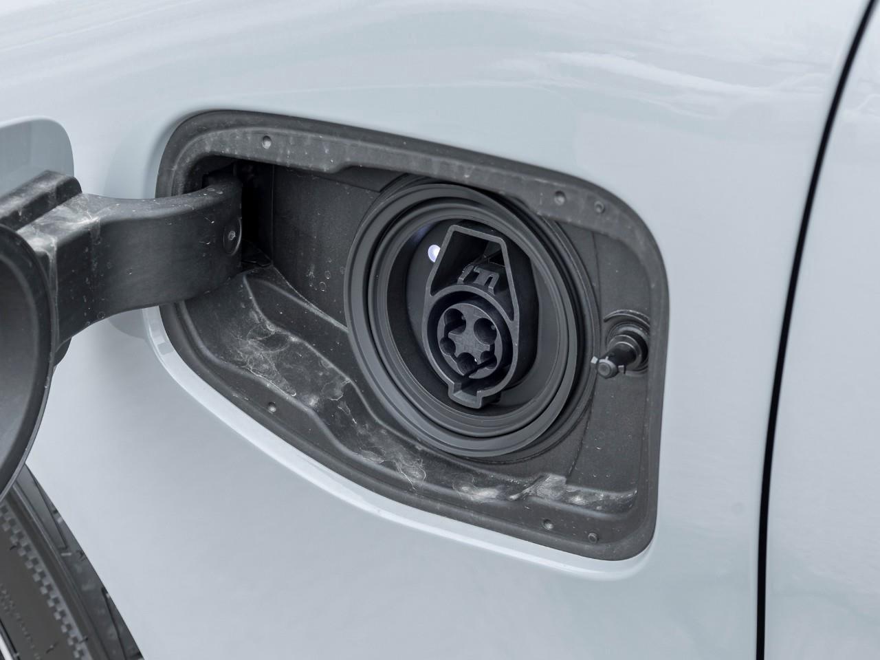 2025 BMW M5 Base 4dr All-Wheel Drive Sedan Photo